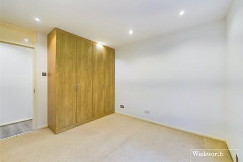 26 Woodburn Close, London, NW4 2NF