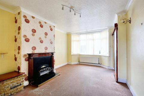 3 bedroom semi-detached house for sale, Querneby Road, Nottingham