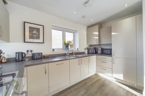 2 bedroom apartment for sale, Dunne House, Farman Drive, Hoo St. Werburgh, Rochester ME3 9UJ