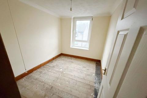 2 bedroom flat for sale, High Street, Methil, Fife KY8