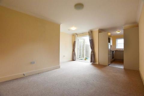 1 bedroom flat for sale, 7 Manor Road, Chatham, Kent, ME4 6AU