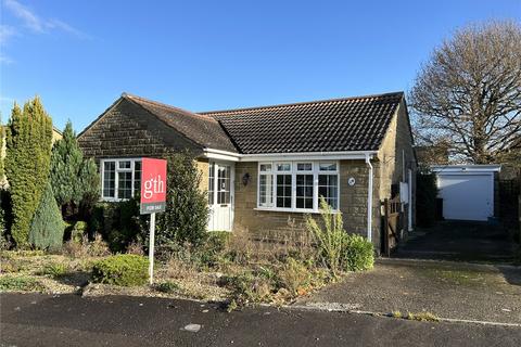 3 bedroom bungalow for sale, Laburnum Crescent, Crewkerne, TA18