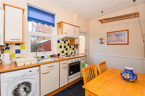 3 bedroom semi-detached house for sale, Medway Drive, Kearsley, Bolton, Greater Manchester, BL4 8PQ