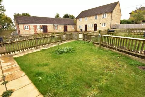 3 bedroom terraced house to rent, Eden Mews, Irthlingborough, Wellingborough