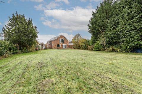 5 bedroom detached house for sale, Codmore Crescent, Chesham HP5