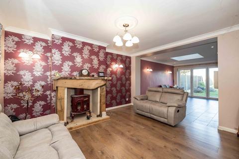 3 bedroom semi-detached house for sale, Sole Street, Crundale, CT4