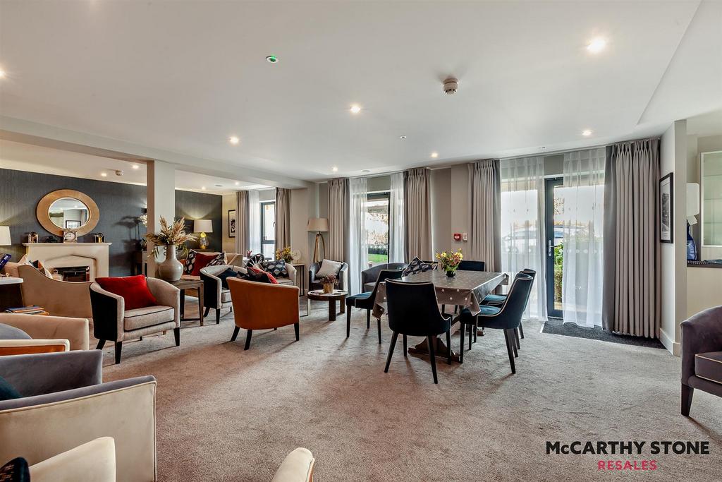 8587218-interior12-800.jpg