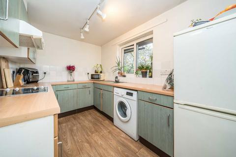 2 bedroom flat to rent, Blair Street, London E14