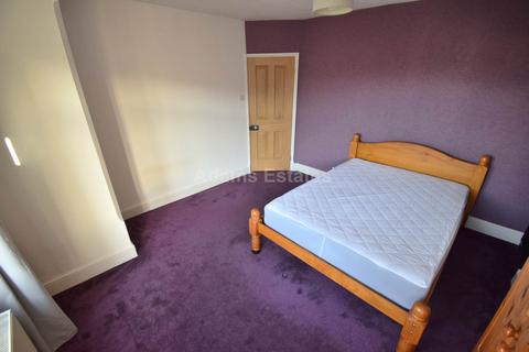 undefined, Room 4, Reading Road, Woodley