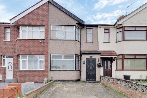 Glenwood Avenue, Rainham RM13