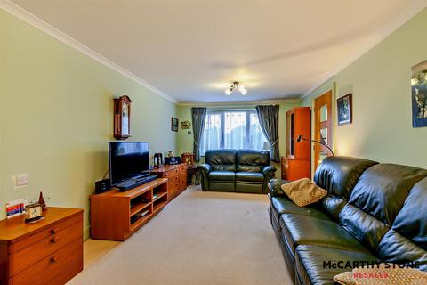 1 bedroom apartment for sale, Waggoners Court, Legions Way, Bishop's Stortford