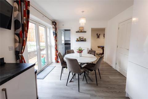 9 Abraham Drive, St Georges, Telford, TF2 9FX