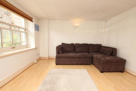 2 bedroom duplex to rent, Redcross Street, Bristol BS2