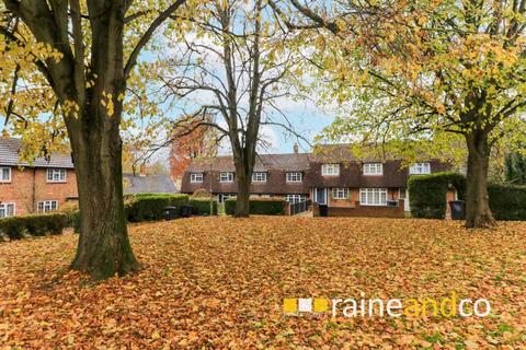 3 bedroom terraced house for sale, Cloverland, Hatfield