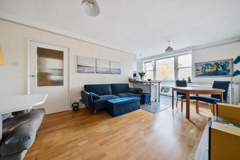 1 bedroom flat to rent, Kennington Park Road, Carrick Court Kennington Park Road, SE11