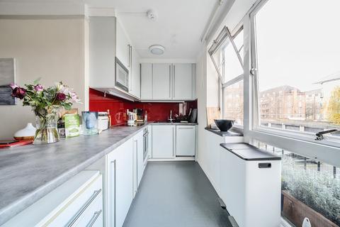 1 bedroom flat to rent, Kennington Park Road, Carrick Court Kennington Park Road, SE11