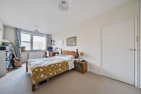 1 bedroom flat to rent, Kennington Park Road, Carrick Court Kennington Park Road, SE11