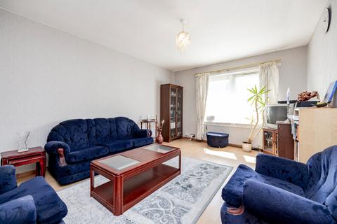 2 bedroom flat to rent, Beattie Avenue, Aberdeen, AB25