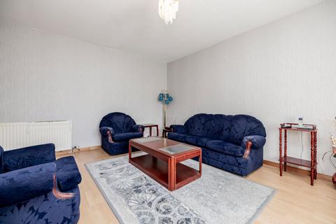 2 bedroom flat to rent, Beattie Avenue, Aberdeen, AB25