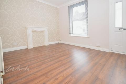 2 bedroom terraced house to rent, Kitchener Road Rochester ME2