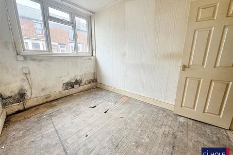 2 bedroom apartment for sale, High Street, Tredworth, Gloucester, GL1