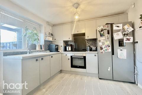 75 Brickly Road, Luton, LU4 9EF