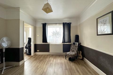 12 Dakyn Drive, Stock, Ingatestone, CM4 9DJ