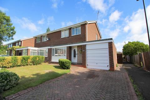 3 bedroom semi-detached house to rent, Beaminster Way, Kingston Park, Newcastle Upon Tyne