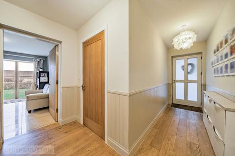 3, Coach House Manchester Road, Marsden, Huddersfield, HD7 6NL