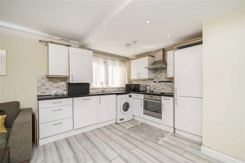 2 bedroom flat to rent, Southwick Street, London W2