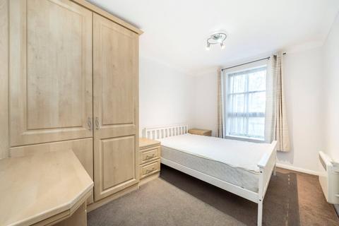 2 bedroom apartment to rent, Marlowe Gardens, Eltham, SE9