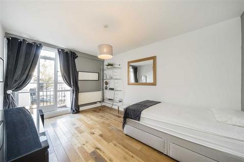 1 bedroom flat to rent, Hallfield Estate, London W2