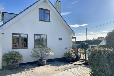 4 bedroom detached house for sale, Treskerby, Redruth