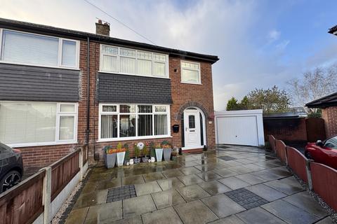 3 bedroom semi-detached house for sale, Barn Croft, Penwortham PR1