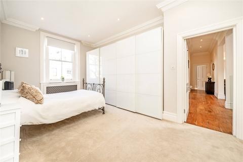 3 bedroom apartment to rent, Linden Gardens, London W2