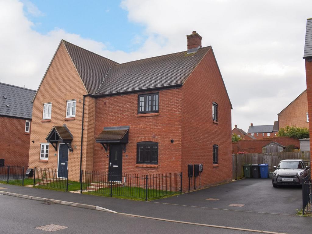 14 Aintree Avenue