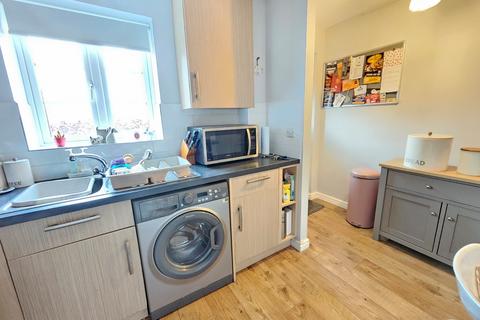 2 bedroom end of terrace house for sale, Bracken Way, Malvern, Worcestershire, WR14