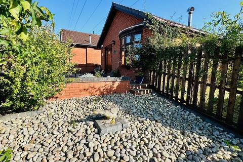 19 Ashen Close, Sedgley, Dudley, DY3 3UZ