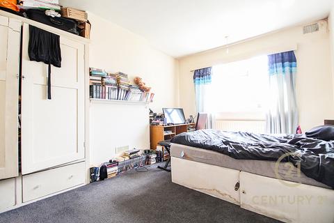 4 bedroom semi-detached house for sale, Surbiton Road, KINGSTON UPON THAMES KT1