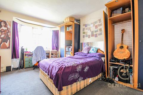 98 Surbiton Road, Kingston Upon Thames, KT1 2HR