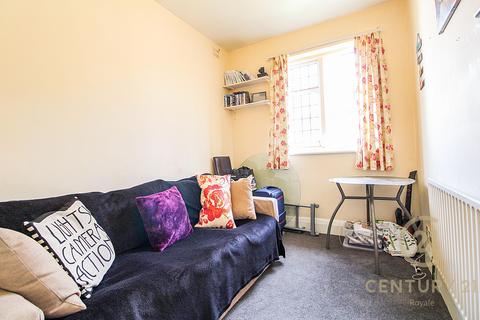 98 Surbiton Road, Kingston Upon Thames, KT1 2HR