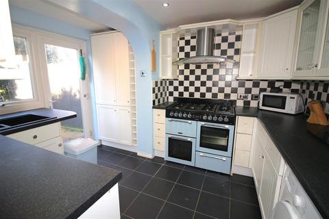 3 bedroom terraced house for sale, Beatrice Gardens, Saltash