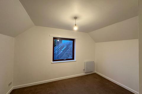 2 bedroom flat to rent, Main Street, Perth PH2