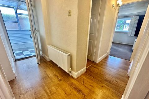 40 Eaton Crescent, Gornal Wood, Dudley, DY3 2XH