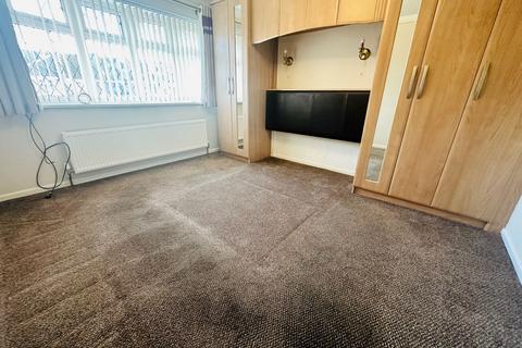 40 Eaton Crescent, Gornal Wood, Dudley, DY3 2XH