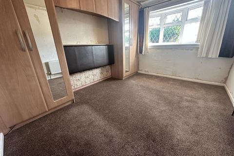 40 Eaton Crescent, Gornal Wood, Dudley, DY3 2XH