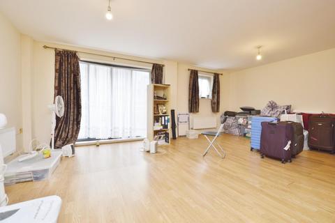 2 bedroom flat for sale, Spring Place, Barking