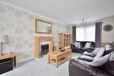 3 bedroom end of terrace house for sale, Allinson Close, Rowlatts Hill, Leicester, LE5