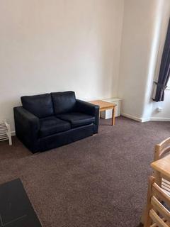 1 bedroom in a house share to rent, Egerton Road