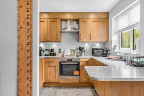 83 Kerr Close, Knebworth, SG3 6AL